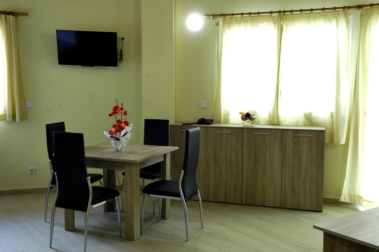 Apartamentos Giuliano Empuriabrava Exteriér fotografie