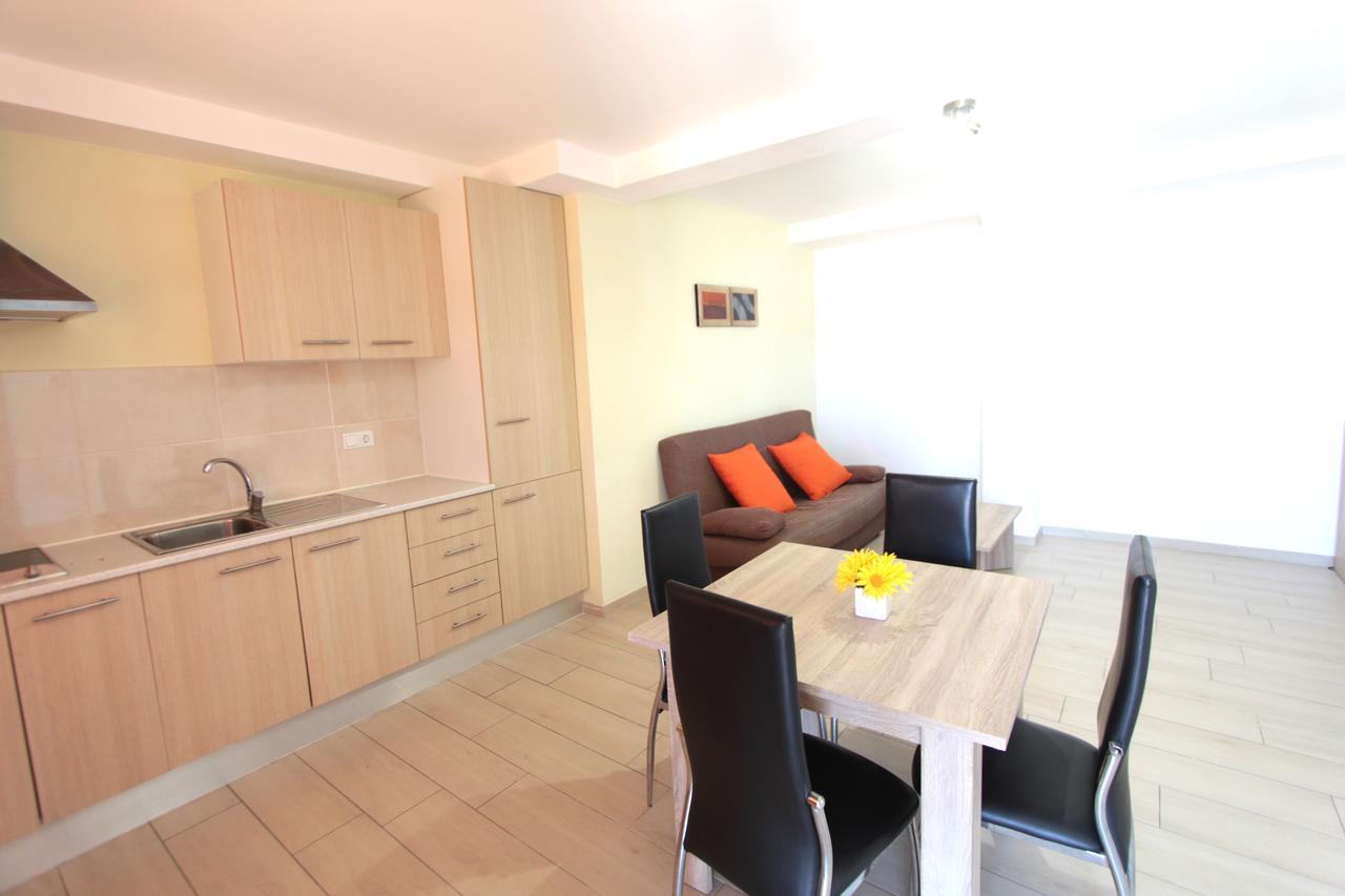 Apartamentos Giuliano Empuriabrava Exteriér fotografie