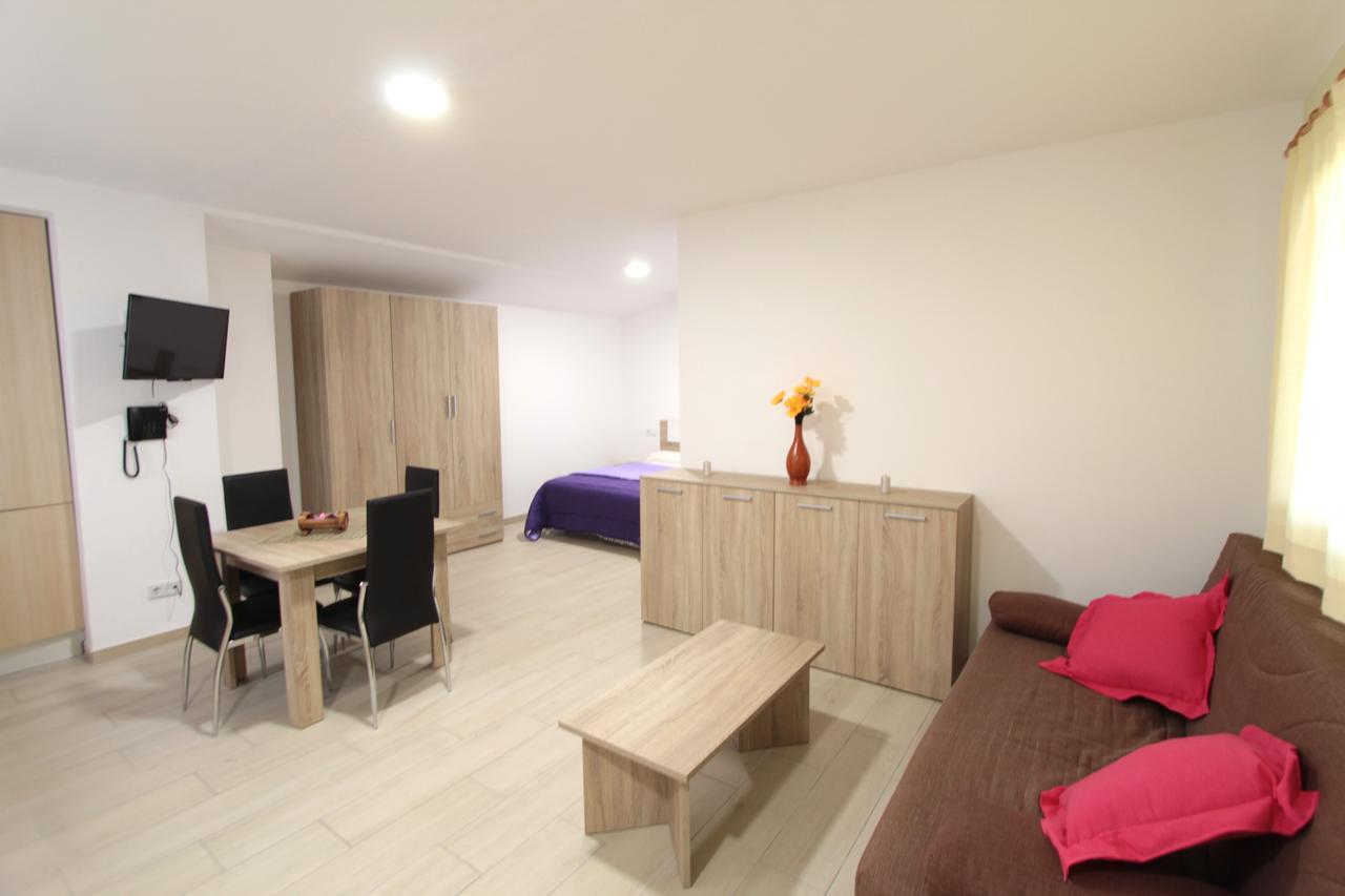 Apartamentos Giuliano Empuriabrava Exteriér fotografie