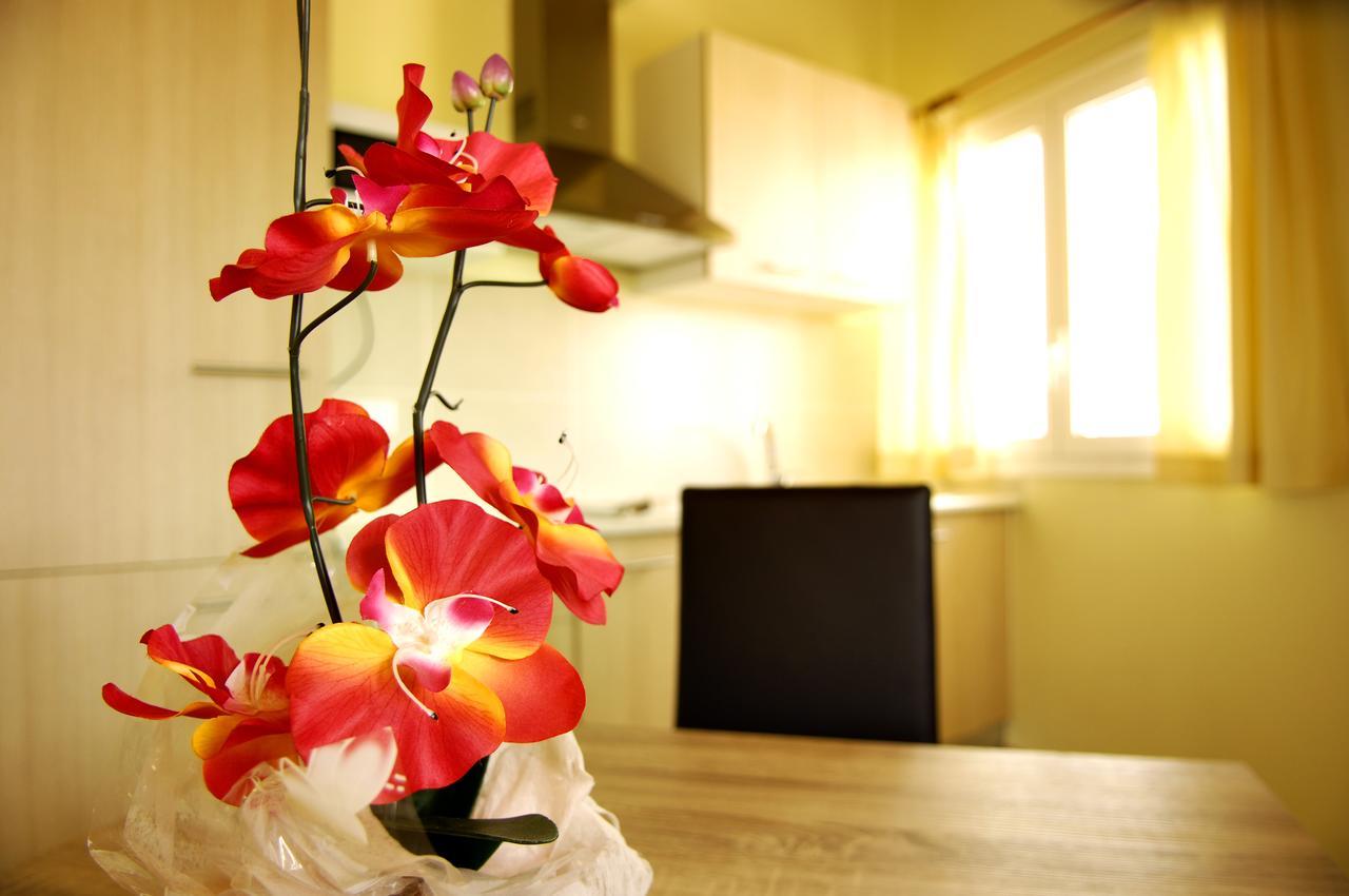 Apartamentos Giuliano Empuriabrava Exteriér fotografie