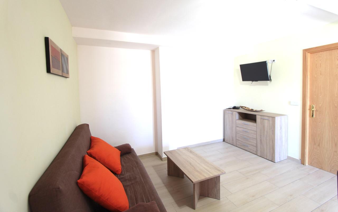 Apartamentos Giuliano Empuriabrava Exteriér fotografie